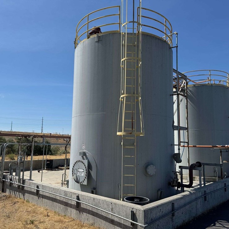 2008 Lot Greenberry Industrial Oil Storage Tank
