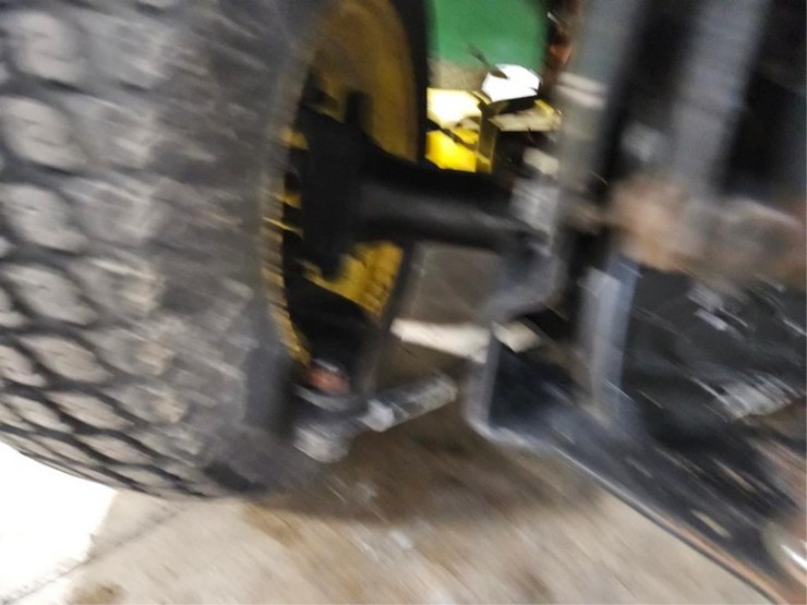 john-deere-425-image-16
