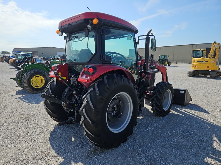 case-ih-farmall-115a-image-19