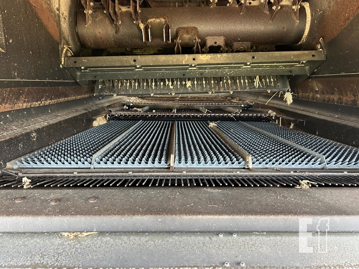 2007-case-ih-7010-image-34