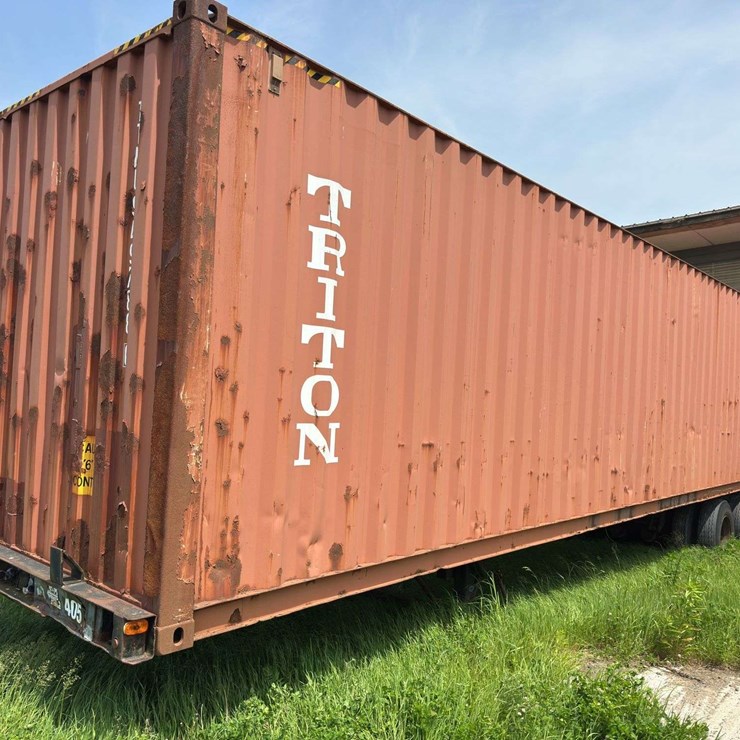 53’ Tridem Container Chassis with Triton Container- PLEASE READ DESCRIPTION