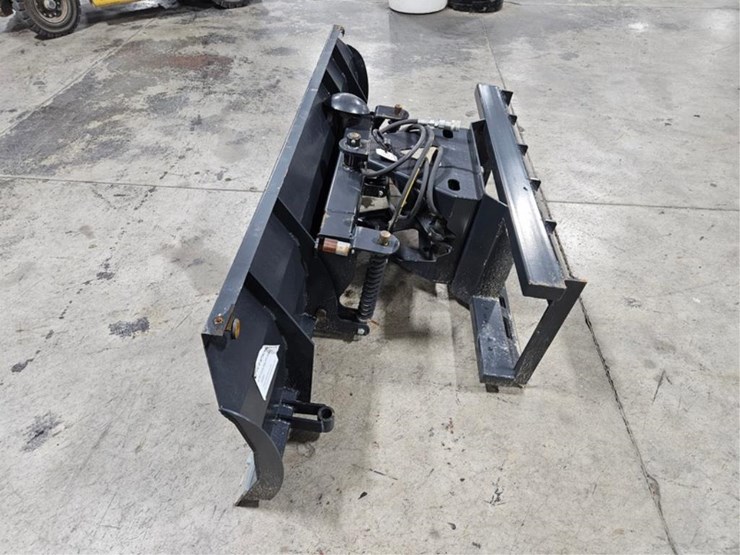#380-•-new-jct-skid-steer-dozer-blade-image-2
