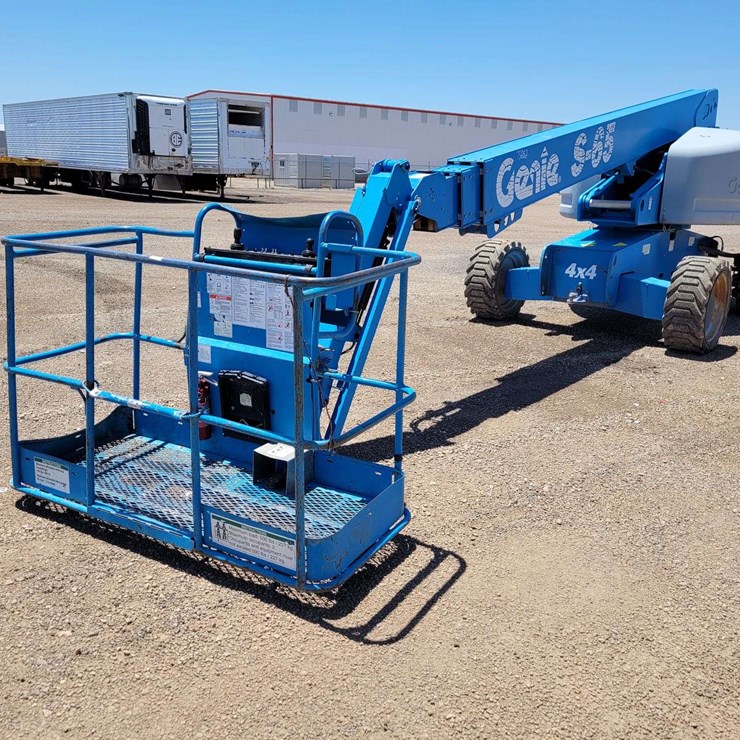 2011 GENIE S65