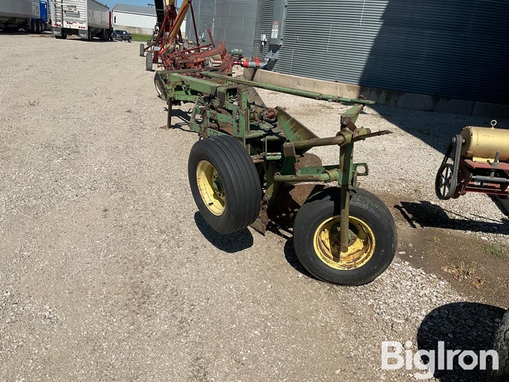 john-deere-1350-1450-image-4