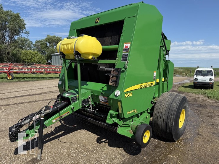 john-deere-568-image-1
