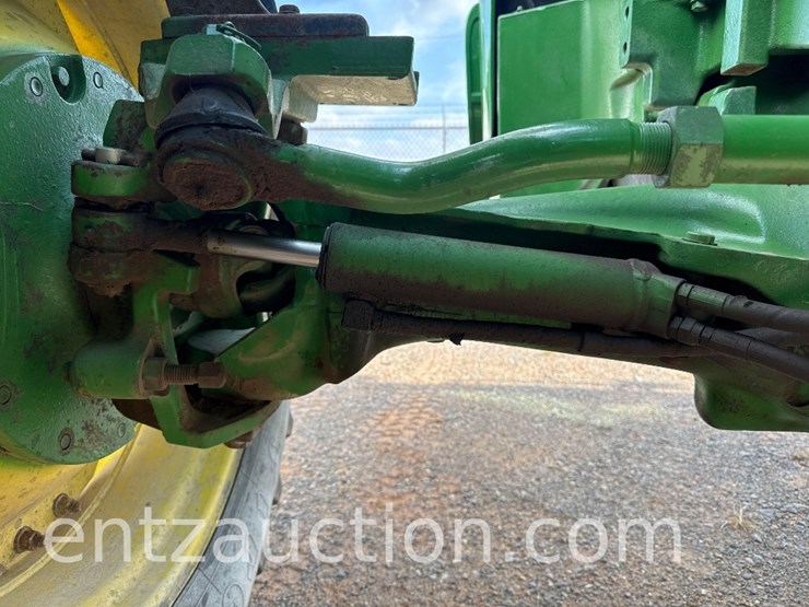 2005-john-deere-8320-image-40