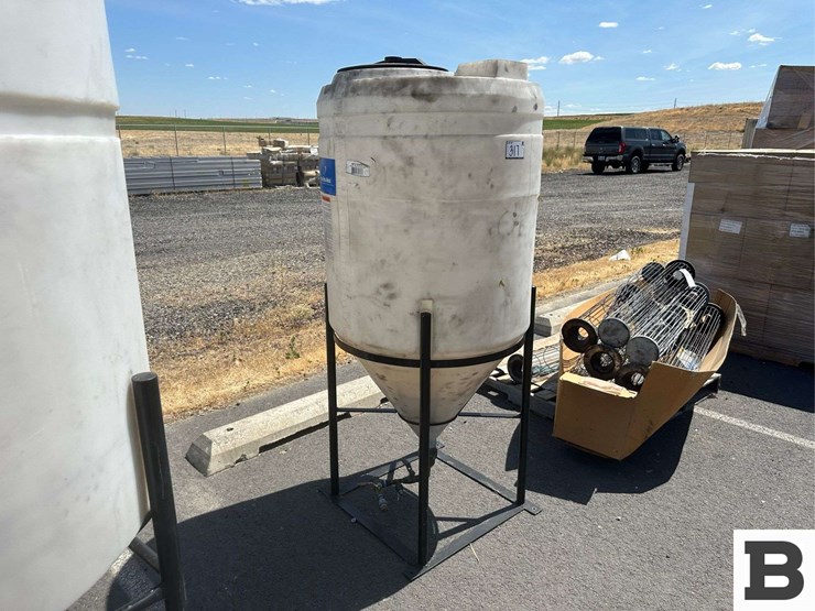 ace-roto-mold-115-gallon-vertical-tank-image-4