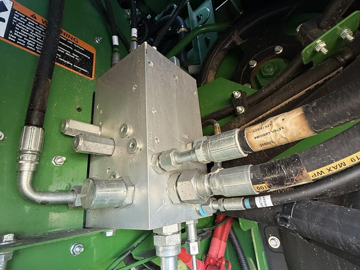 2021-john-deere-s780-image-28