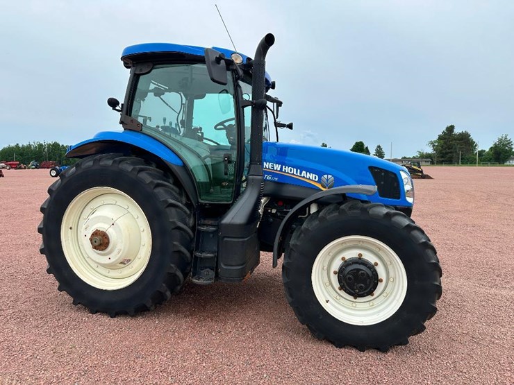 2014-new-holland-t6.175-image-3