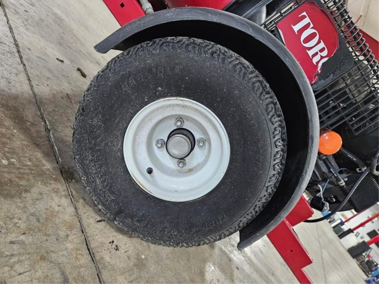 #374-•-2012-toro-pro-force-towable-blower-image-29