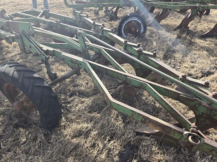 john-deere-5-image-11