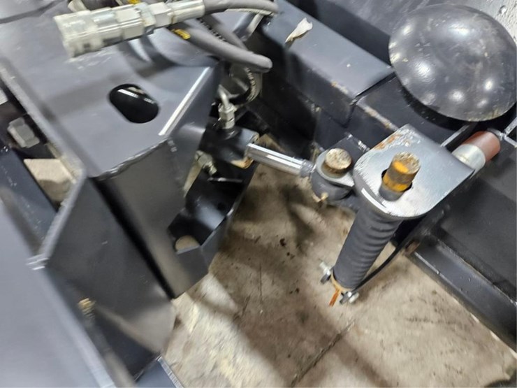 #380-•-new-jct-skid-steer-dozer-blade-image-11