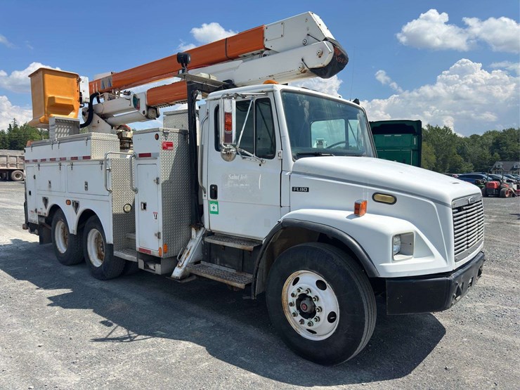 2002-freightliner-fl80-image-2