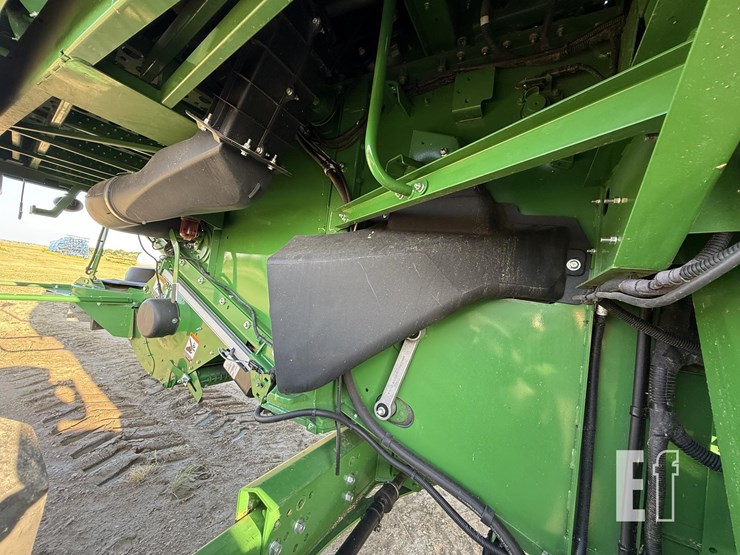 2021-john-deere-s780-image-41