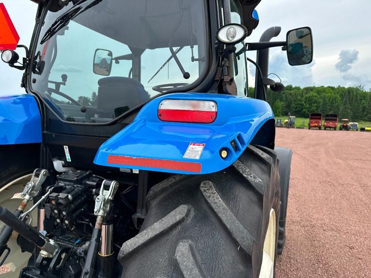 2014-new-holland-t6.175-image-21