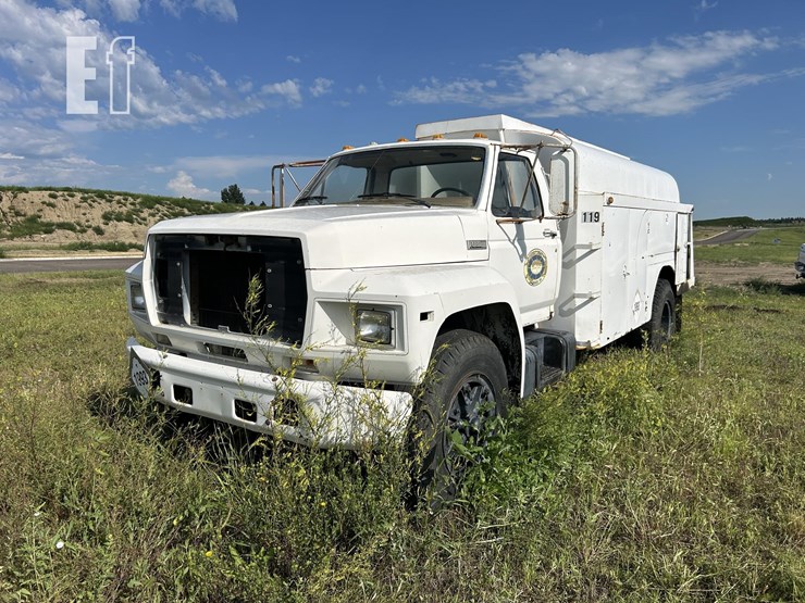 1984-caterpillar-3208-image-1