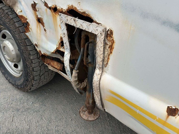 ford-f250-xl-image-19