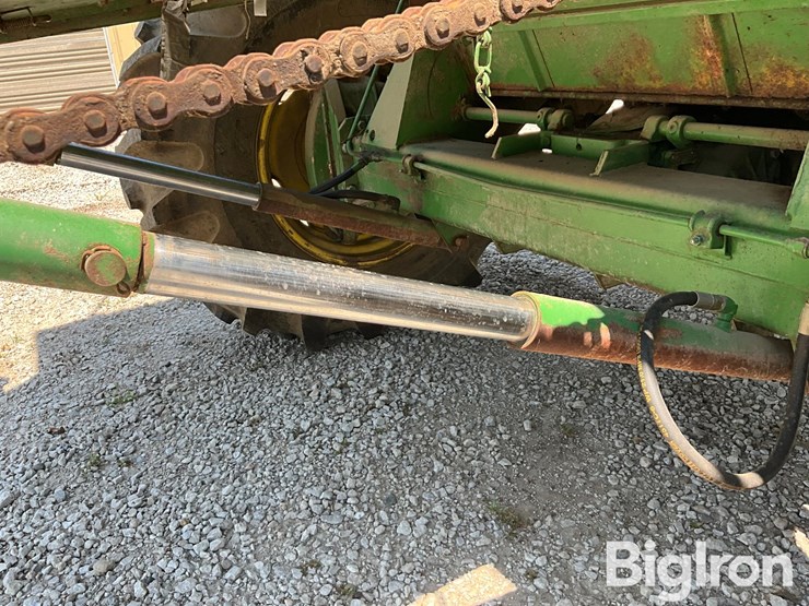 1968-john-deere-95-image-16