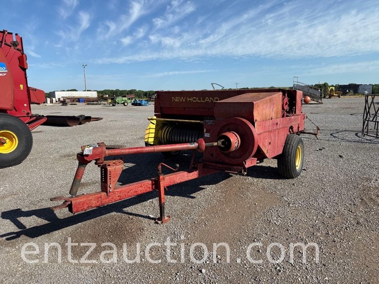 new-holland-315-image-1