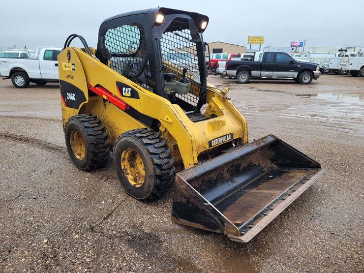 caterpillar-246c-image-2
