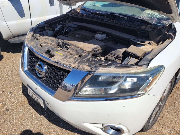 2014-nissan-pathfinder-image-17
