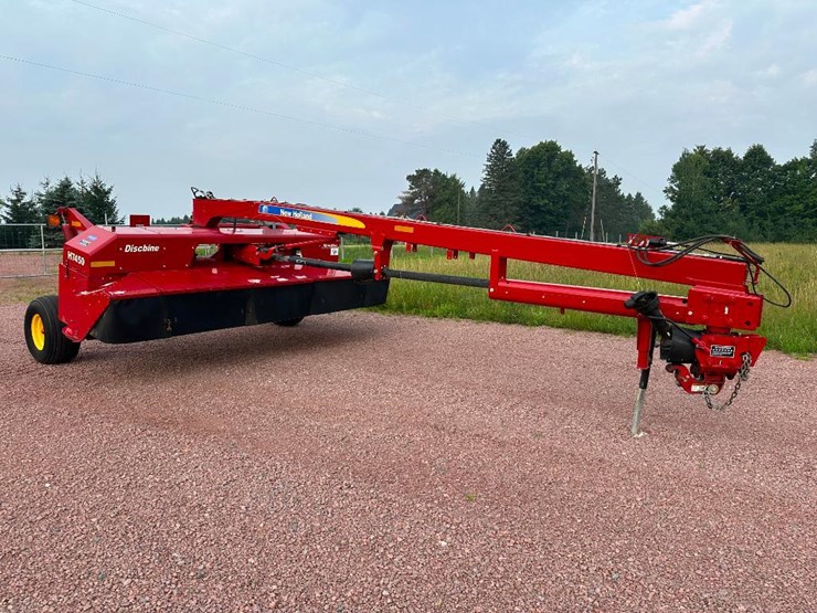 2014-new-holland-h7450-image-2