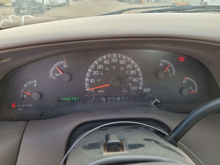 2002-ford-f150-xl-image-10