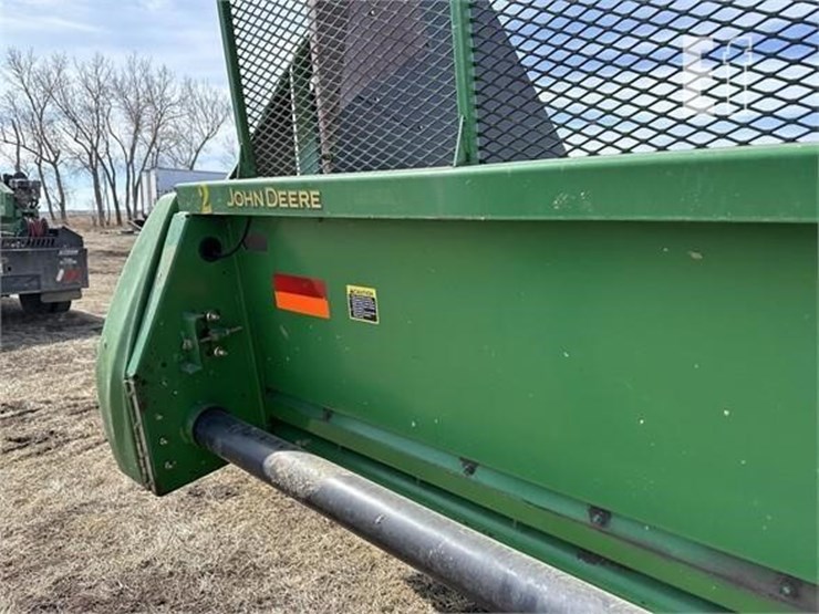 2005-john-deere-630r-image-12