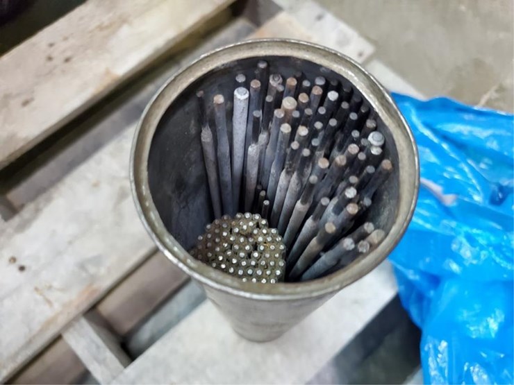 #357-•-miller-225-ac-welder-image-8