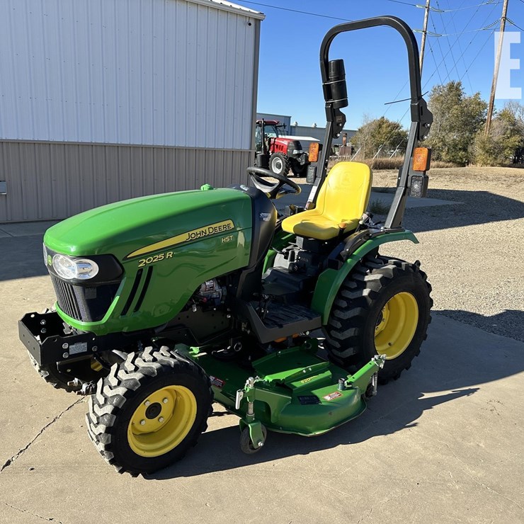2015 JOHN DEERE 2025R