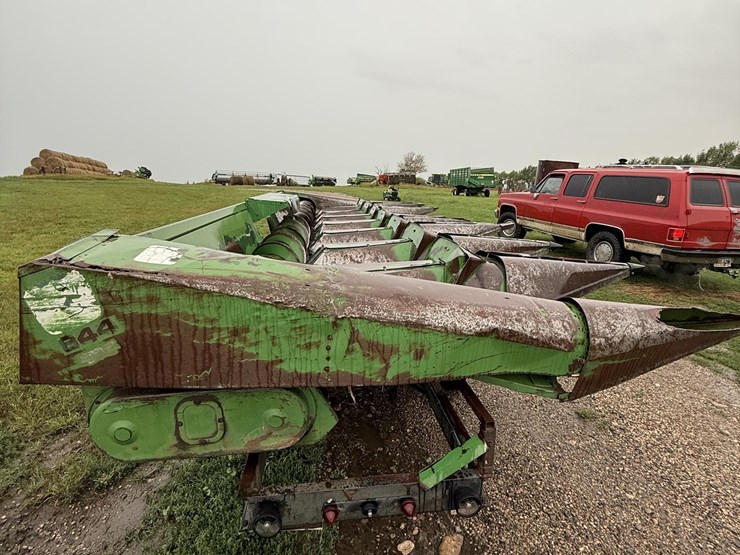john-deere-844-image-5