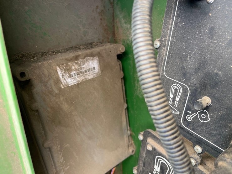 john-deere-6950-image-22