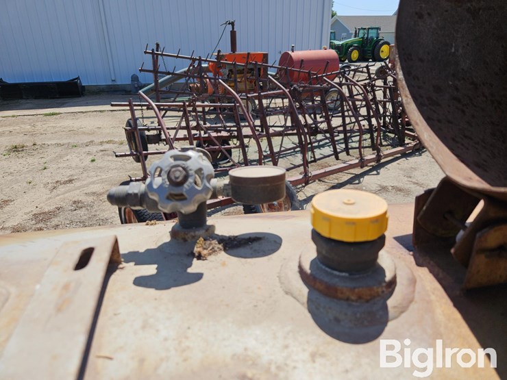 1000-gallon-portable-propane-storage-tank-image-10