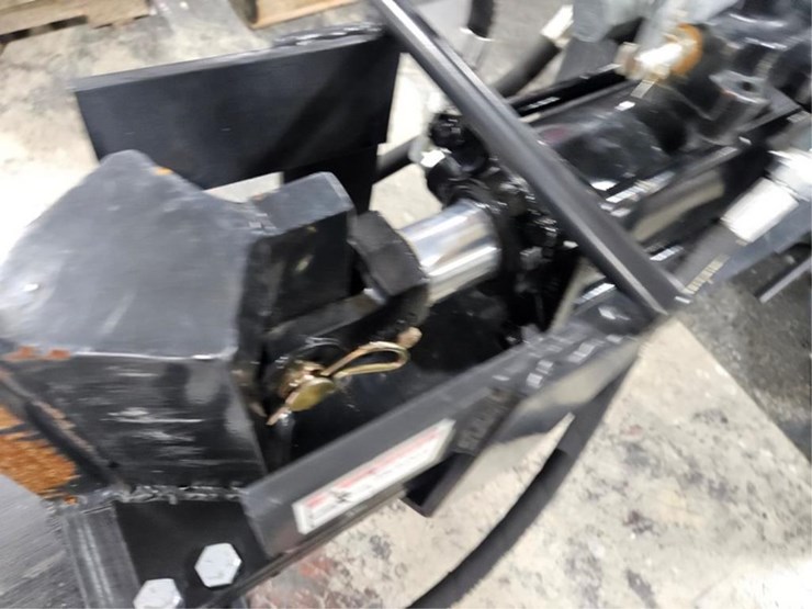 #377-•-blue-diamond-150000-skid-steer-log-splitter-image-12