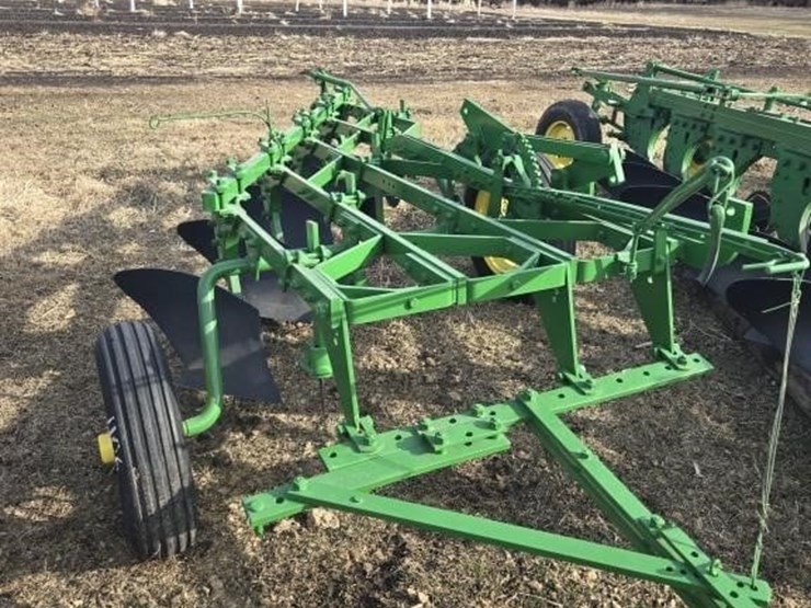 john-deere-5-image-3