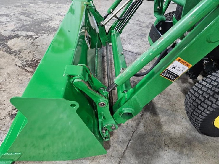 john-deere-2305-image-16