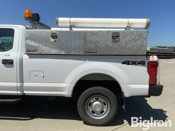 2017-ford-f350-xl-image-18