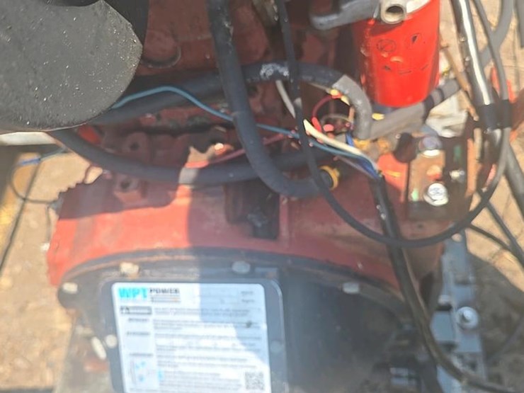 #146-•-iveco-power-unit-with-air-compressor-and-generator-image-14