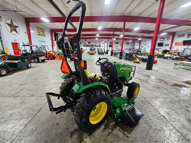 john-deere-2320-image-5