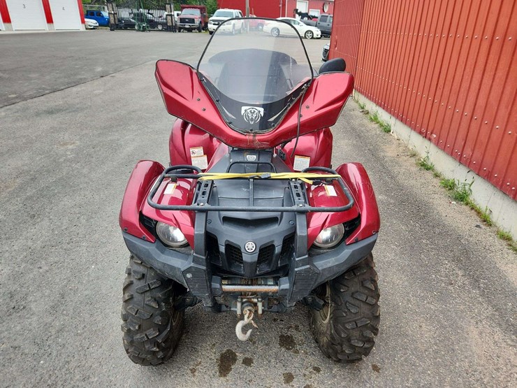 2011-yamaha-grizzly-700fi-image-2