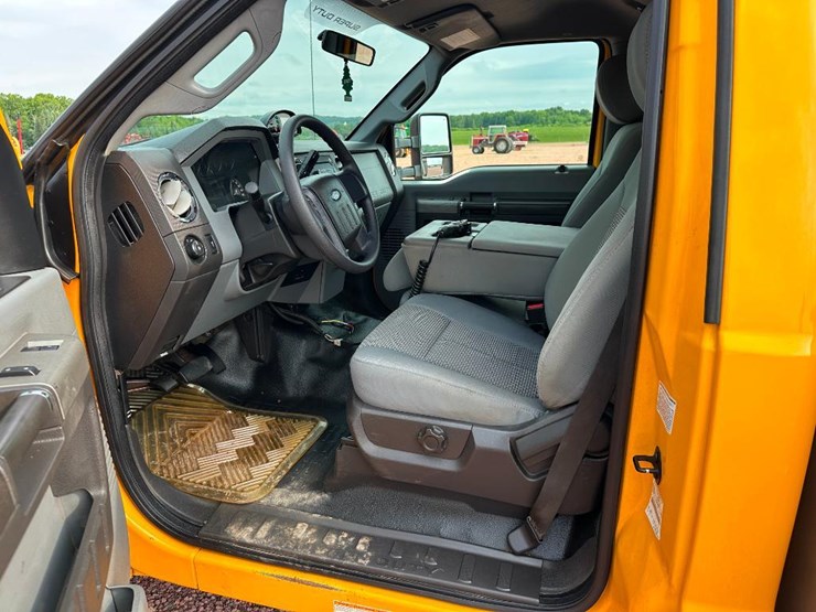 2012-ford-f450-image-64