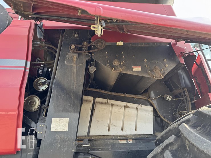 2008-case-ih-8010-image-19