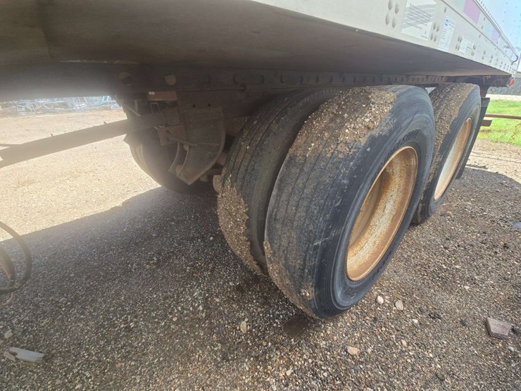 2004-utility-reefer-trailer-image-10