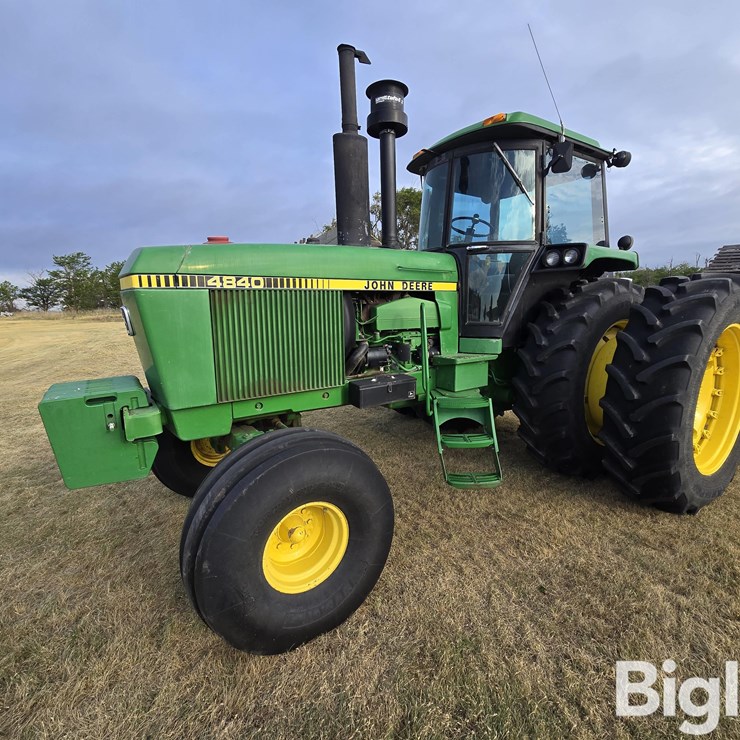 1982 JOHN DEERE 4840