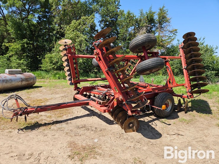 case-ih-3950-image-12