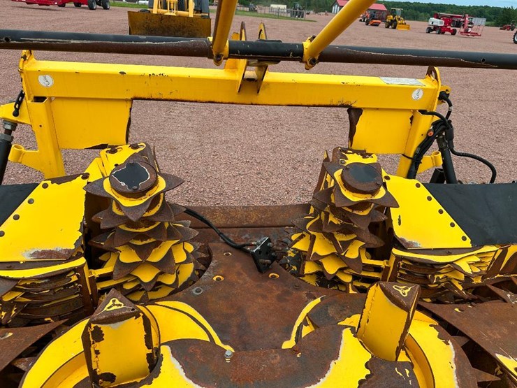 2009-new-holland-8-image-20