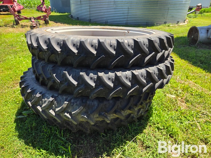 kleber-230/95r48-tires-&-rims-image-5