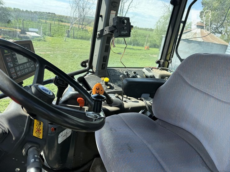 2006-new-holland-tm155-image-29