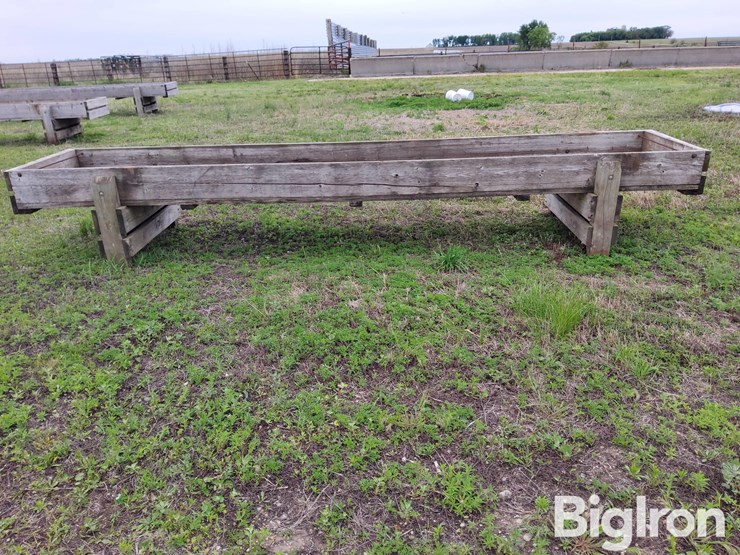 wood-feed-bunk-image-8