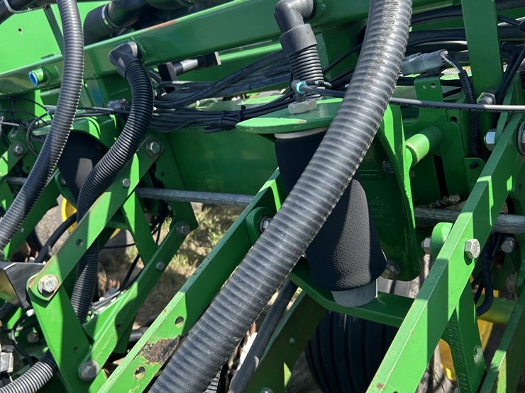 2009-john-deere-db80-image-35